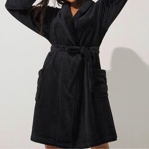 Soma XXL Black Cozy Plush Robe